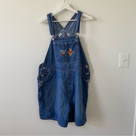 Disney Plus Women’s Winnie the Pooh Overall Shorts Denim 90s Y2K - Picture 1 of 10